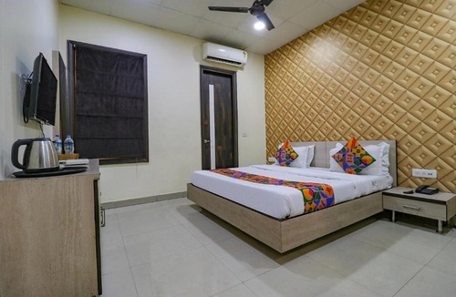Ludhiana Hotel | Hotel De Agya