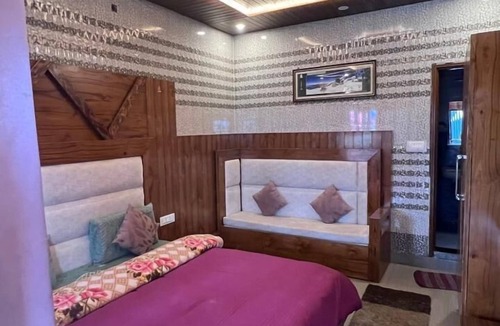 Ukhimath Hotel | Hotel Dev Bhumi