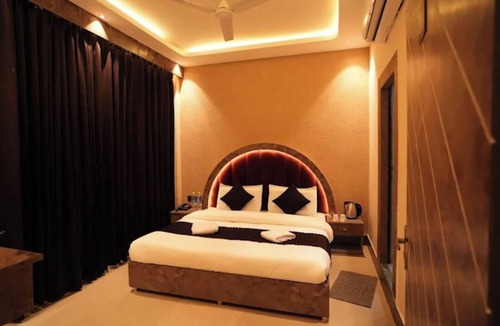 Tapovan Hotel | HOTEL DURGA PALACE