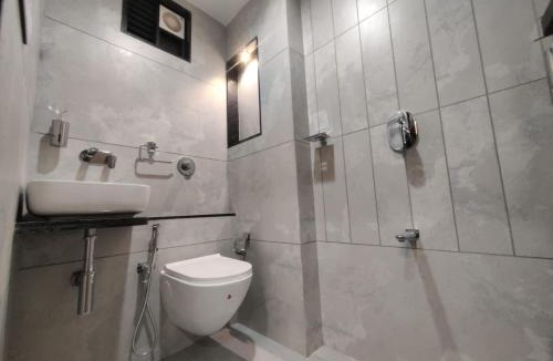 Umargam Hotel | Hotel Emirest