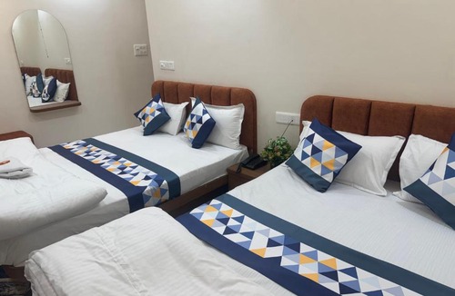 Dhamnod Hotel | Hotel G17 Dhamnod