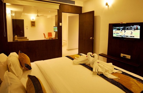Shirdi Hotel | Hotel Golden View