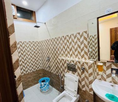 Khattalwada Bed & Breakfast | Hotel Grand Central