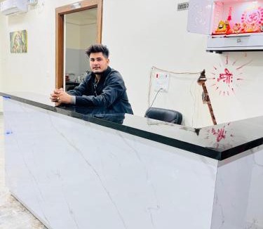 Khattalwada Bed & Breakfast | Hotel Grand Central