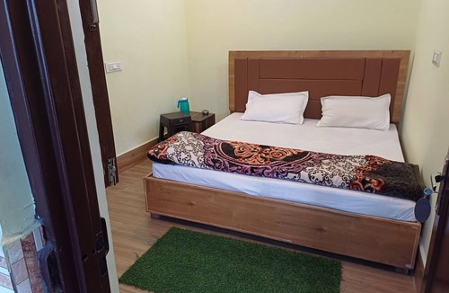 Ukhimath Hotel | Hotel Himalayan View