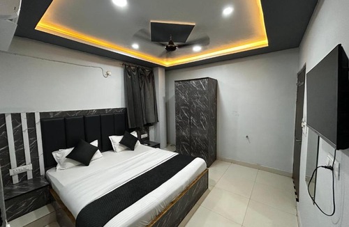 Seraipali Hotel | Hotel Jay Palace