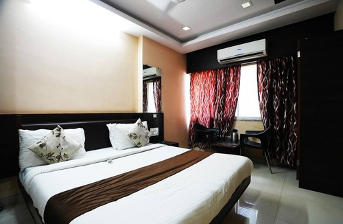 Udaipur Hotel | Hotel Madurai near Central Bus Stand, Udaipur