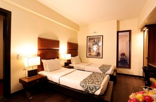Ballygunge Hotel | Hotel Metropole