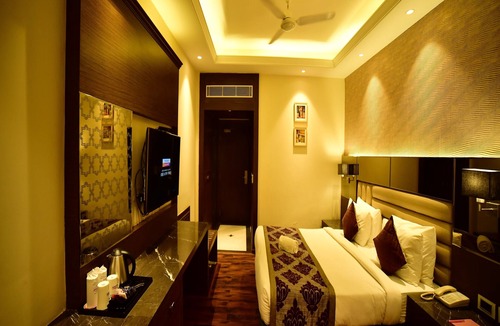 Civil Lines Hotel | Hotel Milan Palace
