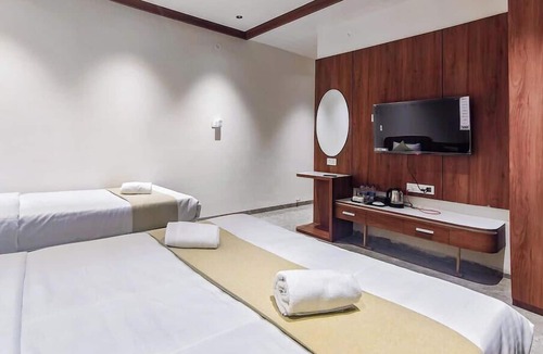 Parbhani Hotel | Hotel Narayanee