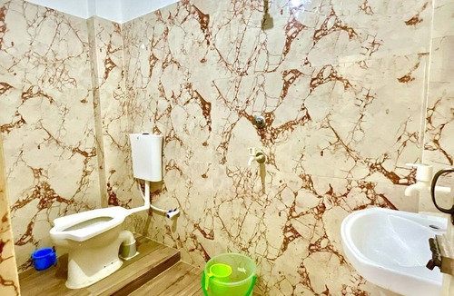 Lumding Hotel | Hotel Nilamber By GRB