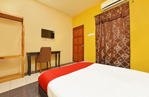 Lubok Buaya Hotel | Hotel O Awan Biru Motel