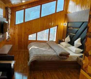 Pahalgam Hotel | Hotel Pahalgam view