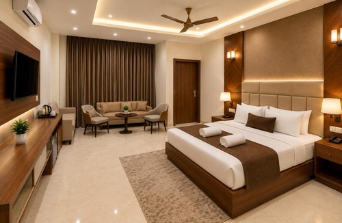 Sector 62 Hotel | Hotel Park Tree Villa