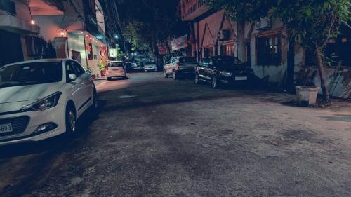 Amritsar Hotel | Hotel Pilgrim Near Golden Temple
