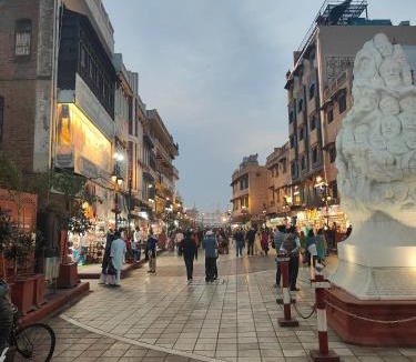 Amritsar Hotel | Hotel Pilgrim Near Golden Temple