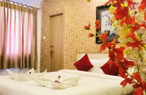 Sualkuchi Hotel | Hotel Prag Continental