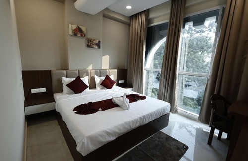 Bhatapara Hotel | Hotel Raj Residency