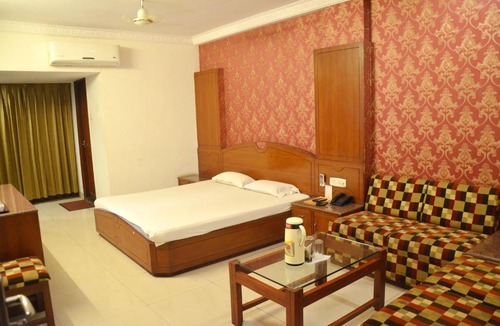 Harda Hotel | Hotel Raj Residency