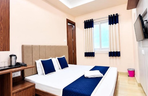 Varanasi Hotel | Hotel Raj Resort