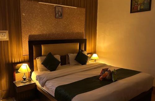 Dalhousie Hotel | Hotel Redchilli