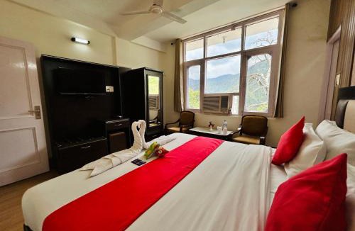 Dalhousie Hotel | Hotel Redchilli