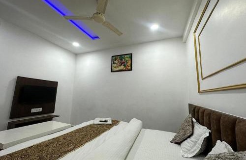 Surat Hotel | Hotel Rose Palace