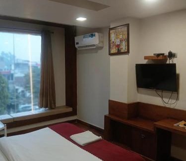Saharanpur Hotel | Hotel Royal Classic