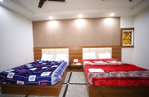 Rakabganj Hotel | Hotel Royal Phoenix