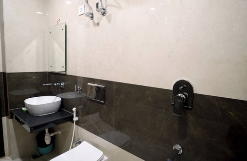 Rakabganj Hotel | Hotel Royal Phoenix