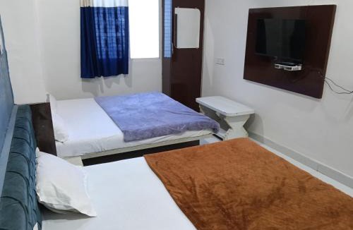 Omkareshwar Hotel | Hotel Sadashiv