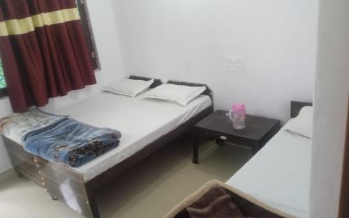 Narainkoti Bed & Breakfast | Hotel Sarthak Bed n Breakfast by StayApart