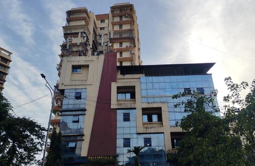 Thane West Hotel | Hotel Shambuji