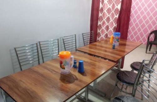 Barkot Hotel | Hotel shiva