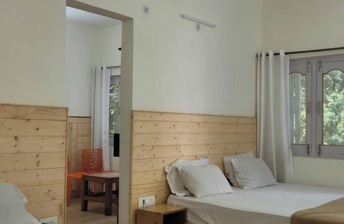 Kausani Hotel | Hotel Shivay