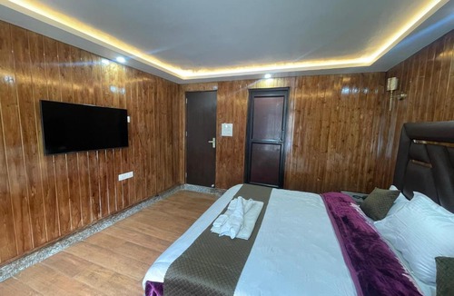 Sonamarg Hotel | Hotel Sounsar and Restaurant