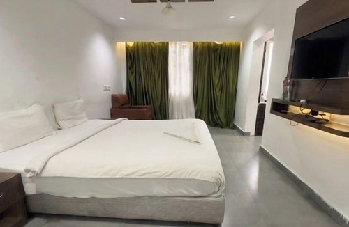 Thampanoor Hotel | Hotel Southgate