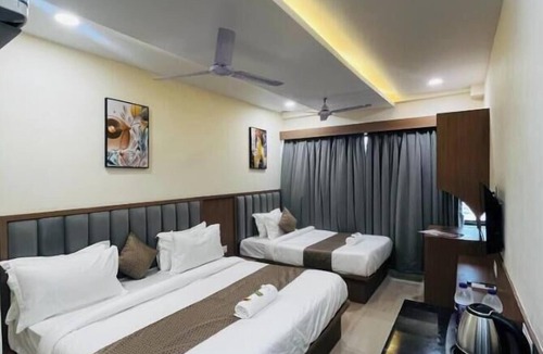 Nadiad Hotel | Hotel SR Pride