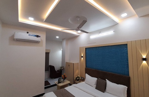 Udaipur Hotel | HOTEL SUN PALACE