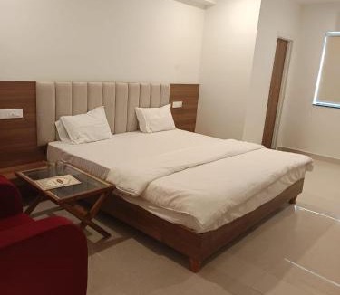 Jabalpur Hotel | Hotel The Amrit