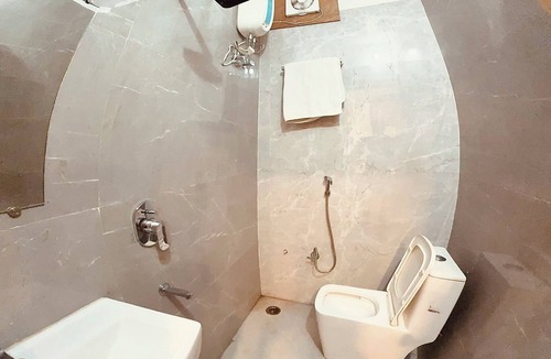 Marhi Hotel | Hotel The Edge