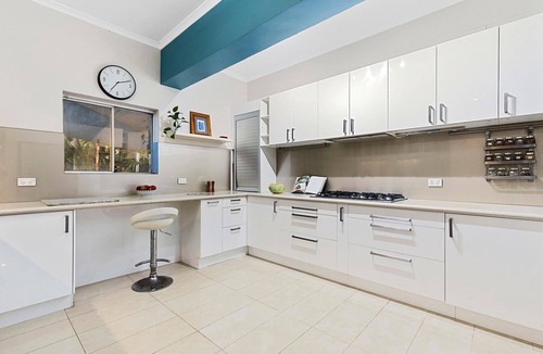 Como House | House in Como Beach