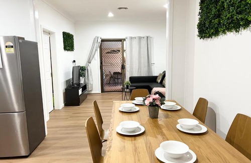 Fairfield Heights House | House on Hamilton-No Party/Event