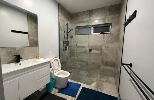 Howrah Apartment | Howrah Getaway (Entire Place, Private Entrance, Breakfast included)