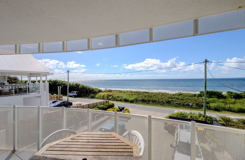 Woorim Apartment | Huge Two Level Beachfront Apartment