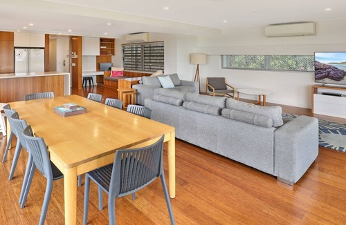 Currimundi Apartment | Hume Parade 19, Unit 2, Currimundi