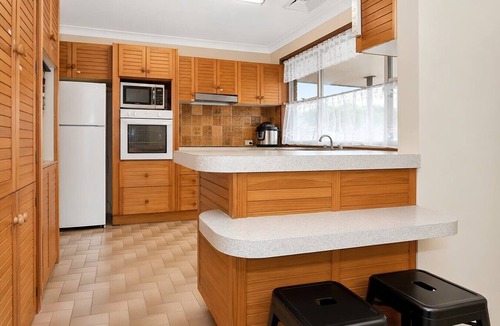 Cessnock House | Hunter Valley Group Retreat | Pool | Sleeps 16