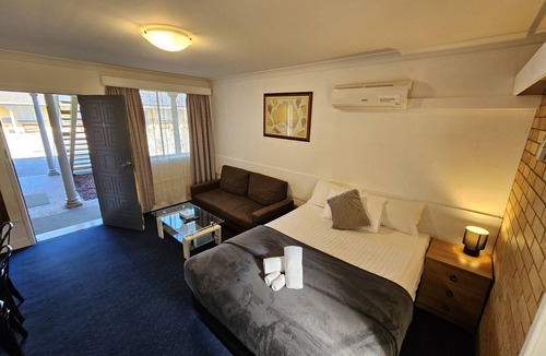 Cessnock Hotel | Hunter Valley Motel