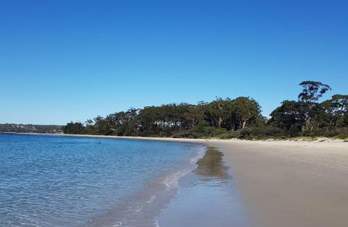 Huskisson Apartment | Husky 56 Beachfront Villa's - great location on the beach