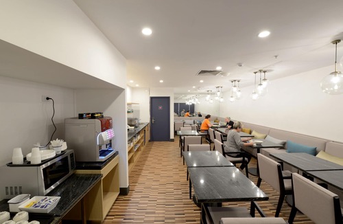 Melbourne Central Business District Hotel | ibis budget Melbourne CBD